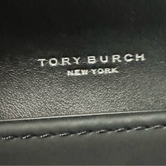 Black leather Tory Burch wallet with black plastic hardware - Picture 2 of 5